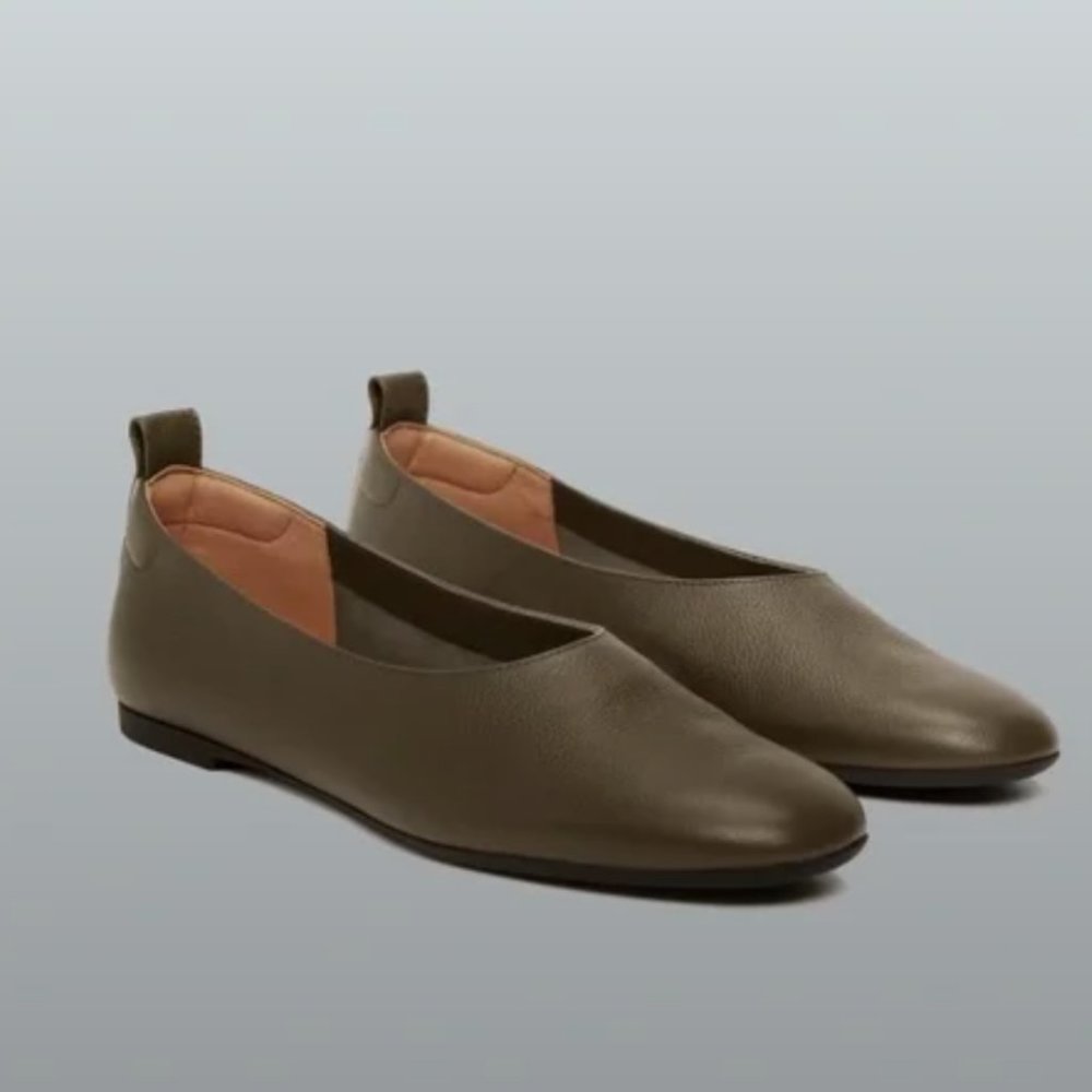 Everlane Day Glove Ballet Flats in Green Italian Leather